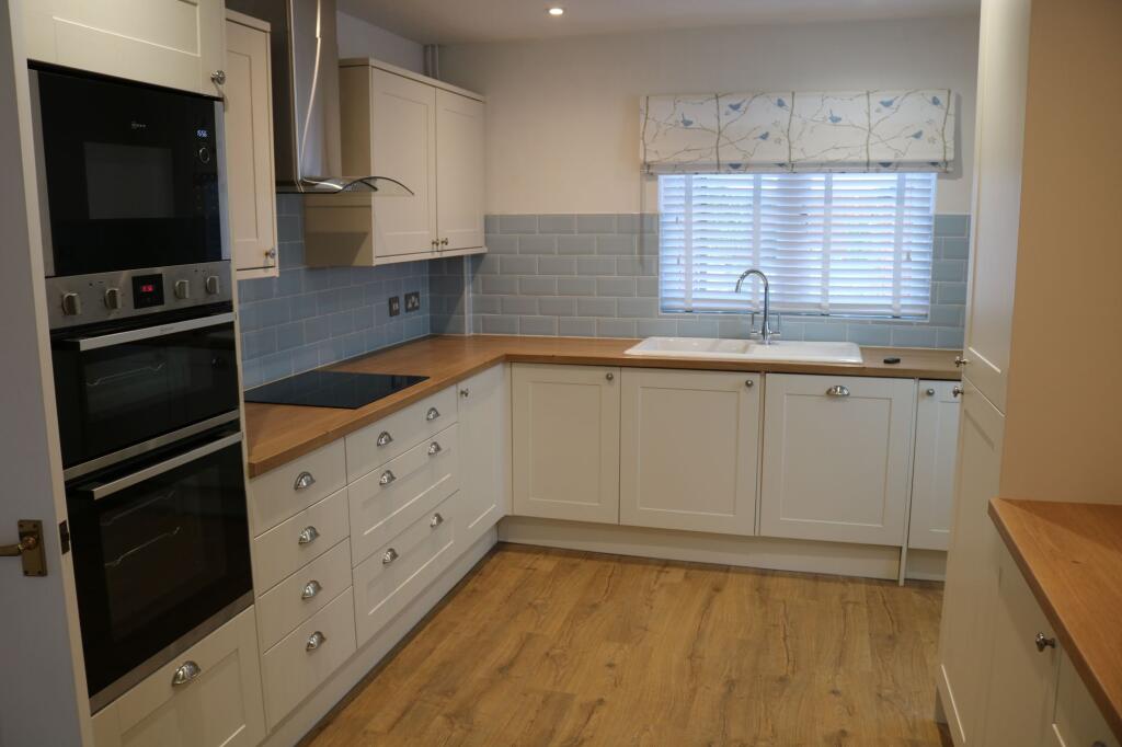 House in Peterborough, New Fletton - View 2