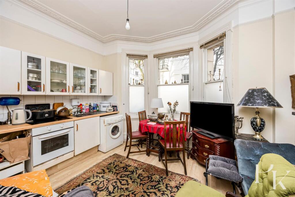 Apartment in Brighton, Brunswick - View 2