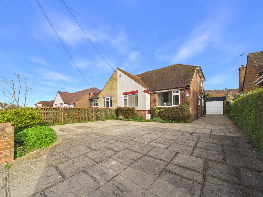 Main image of property: Wykeham Rise, Chinnor, Oxfordshire, OX39