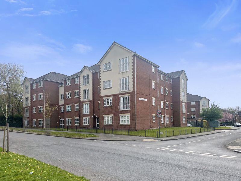 2-bed flat on Wordsworth Road, Manchester, M34, £90,000