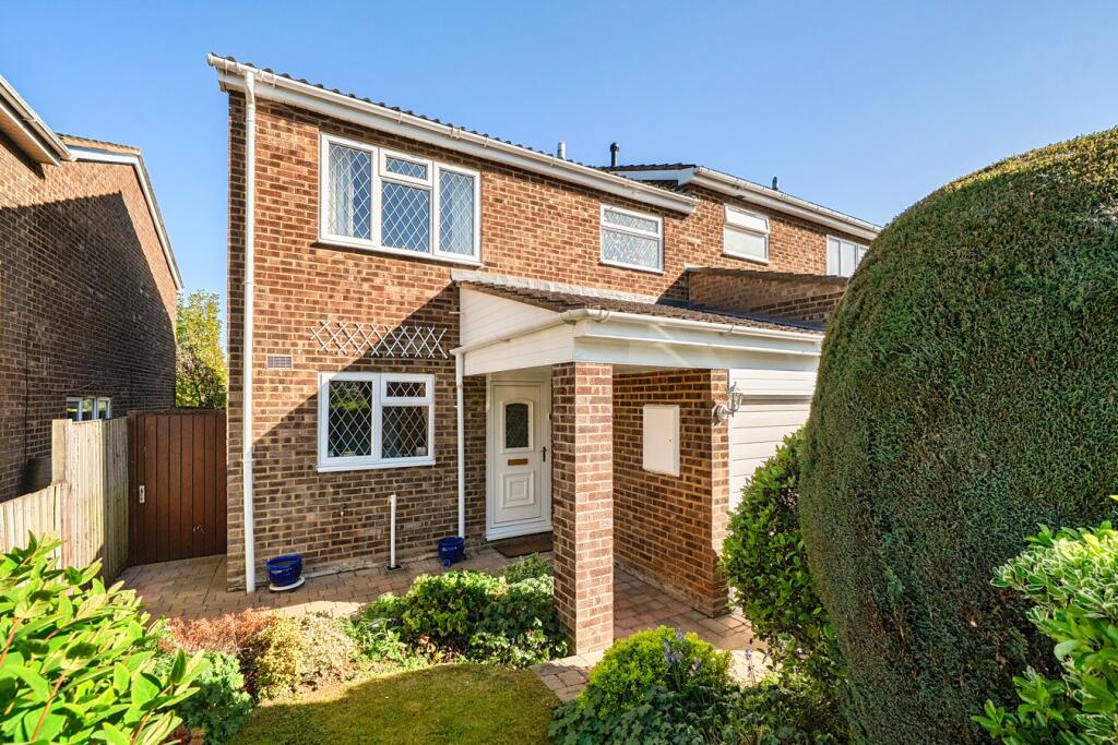 Main image of property: Swallow Close, Flitwick, MK45