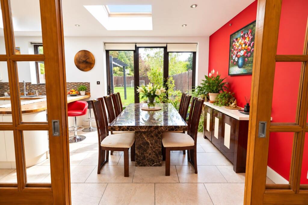 House in Bromley - View 5