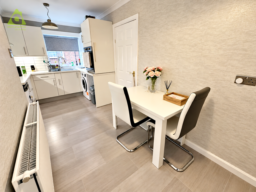 House in Bolton, Dobb Brow, Westhoughton - View 5
