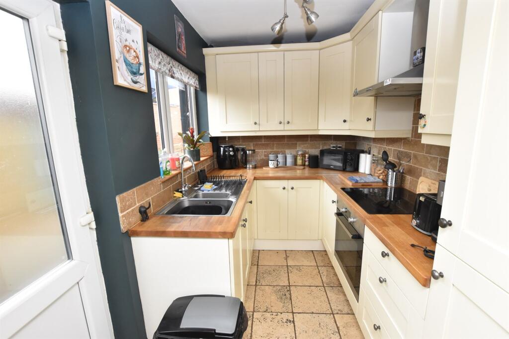 Oak Tree Road, NG17 - View 6