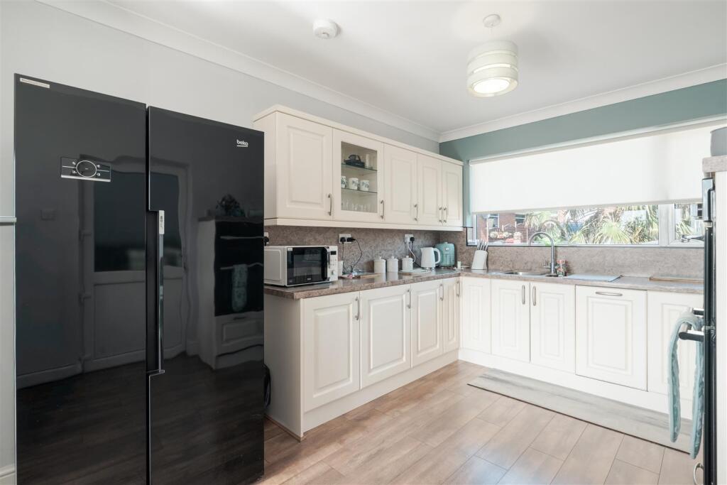 House in Lancaster - View 4