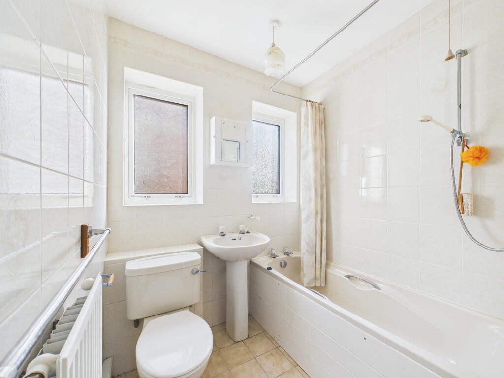 Plumtree Road, Hull, Yorkshire, HU12 - View 4