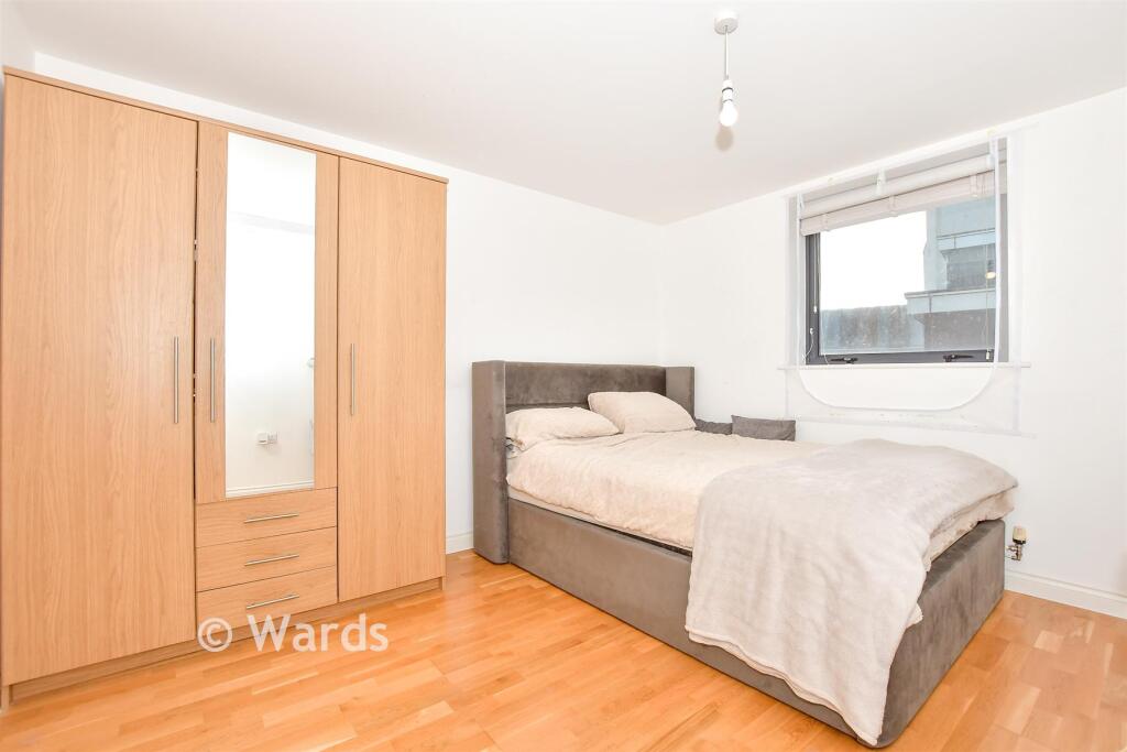 Clifford Way, Maidstone, Kent - View 3