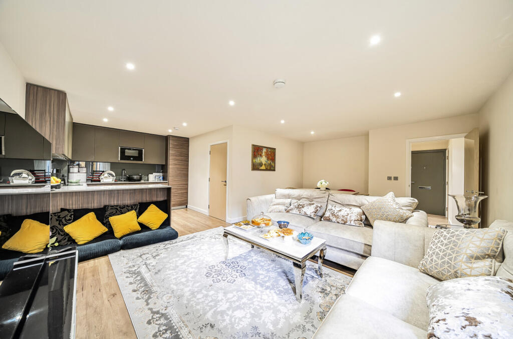 Main image of property: Beaufort Square, Beaufort Park, Colindale, NW9