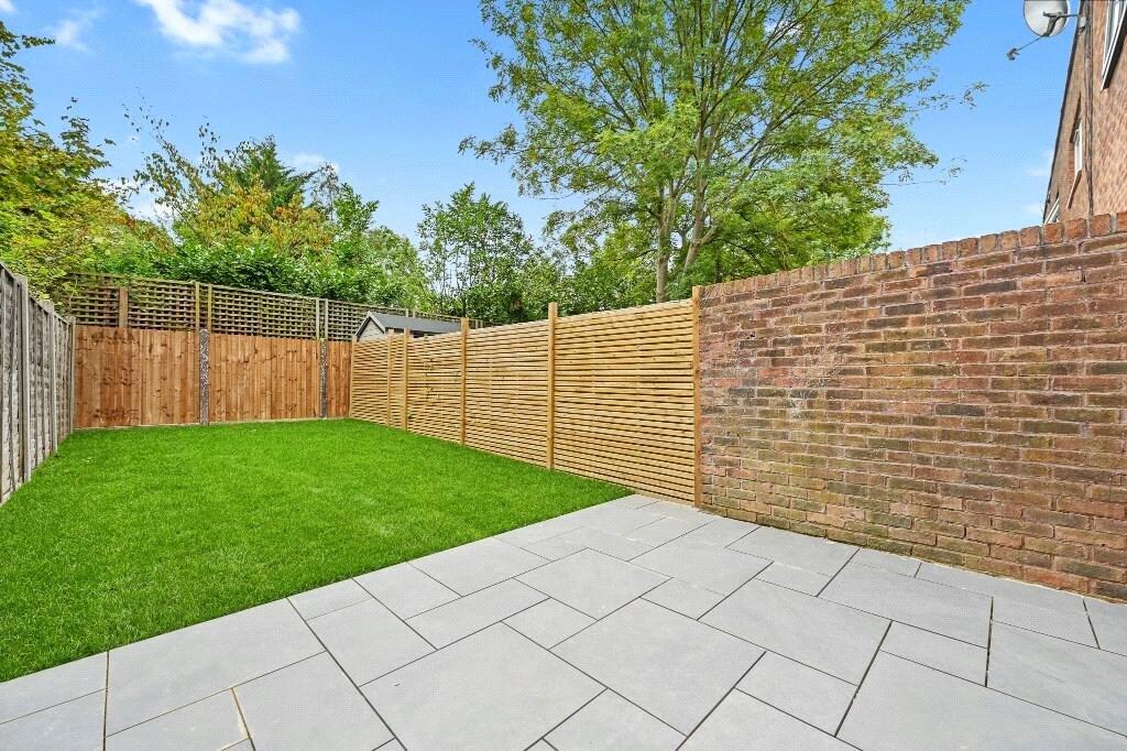 House in London, Willesden Green, Mapesbury - View 3