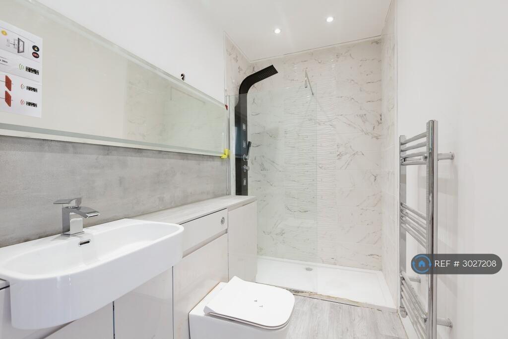 Main image of property: Northfleet, Dartford - Kent, DA11