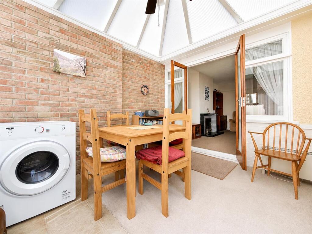 House in Fareham, Hampshire - View 6