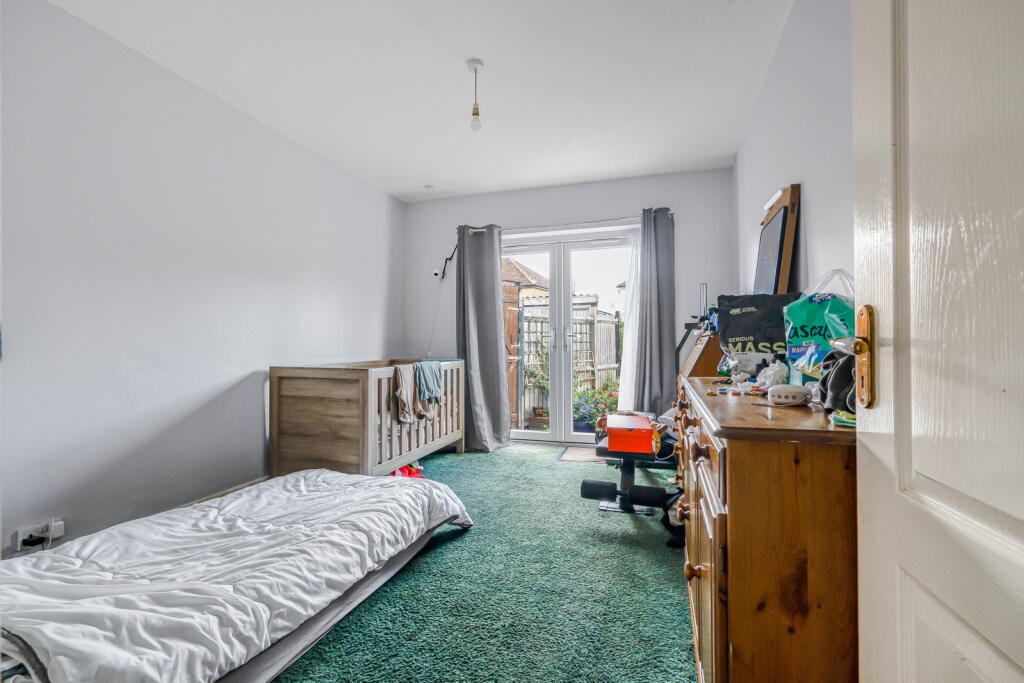 House in Croydon - View 5