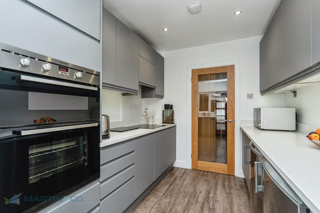 House in Guildford - View 3