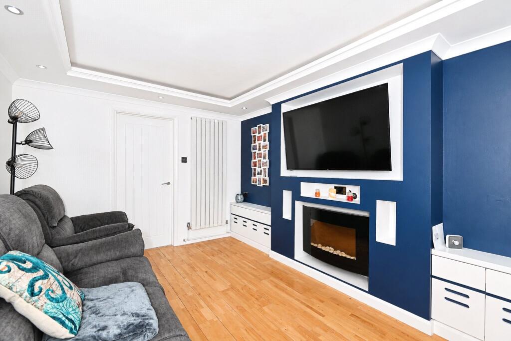 House in Sheerness, Marine Town - View 2