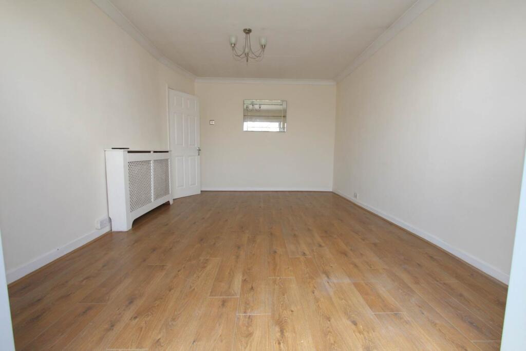 Sayers, Thundersley photo 4