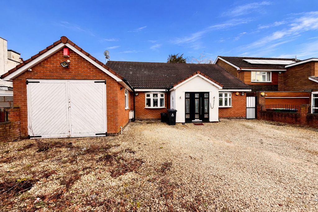 Main image of property: Fernleigh Road, Walsall, WS4