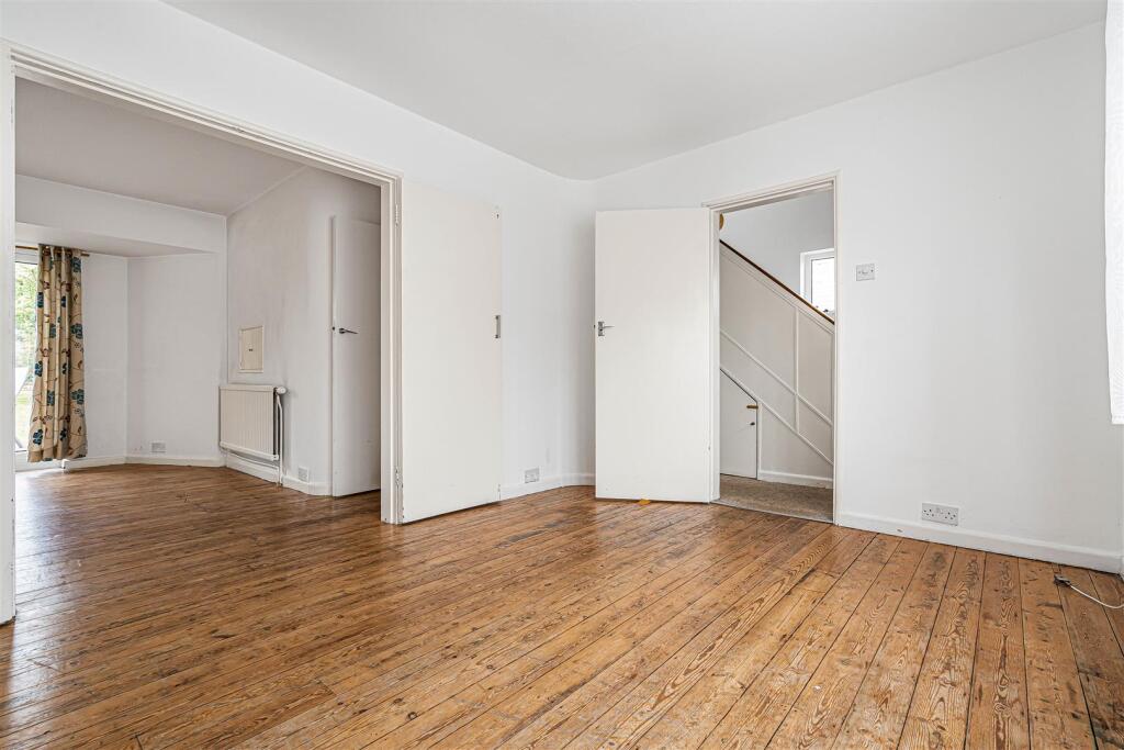 House in Cambridge, Romsey - View 4