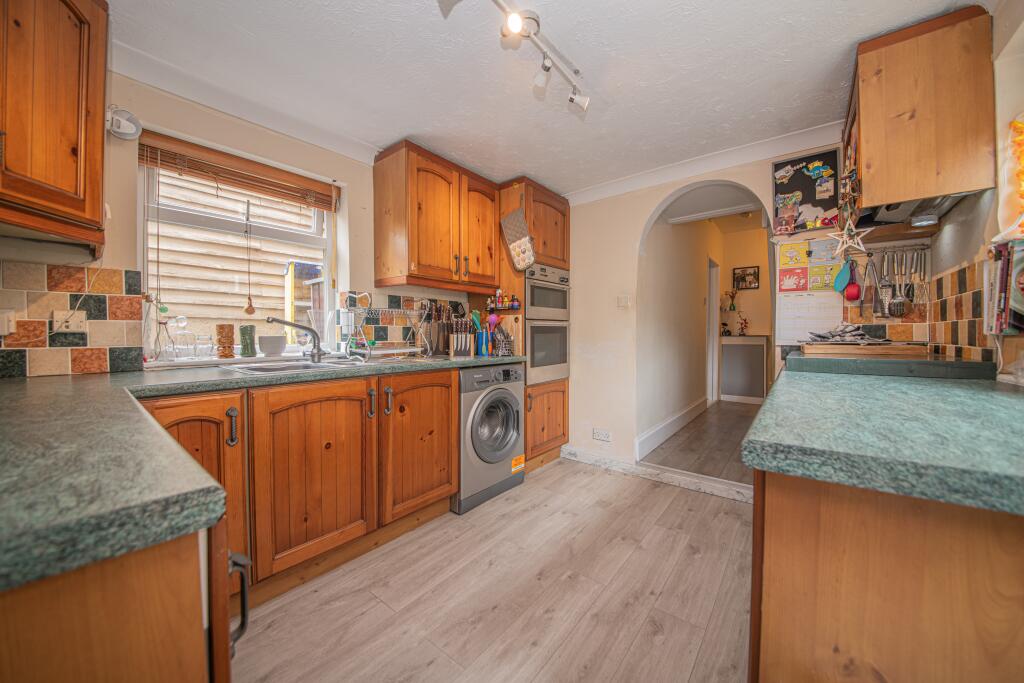 House in Eastleigh, Newtown - More