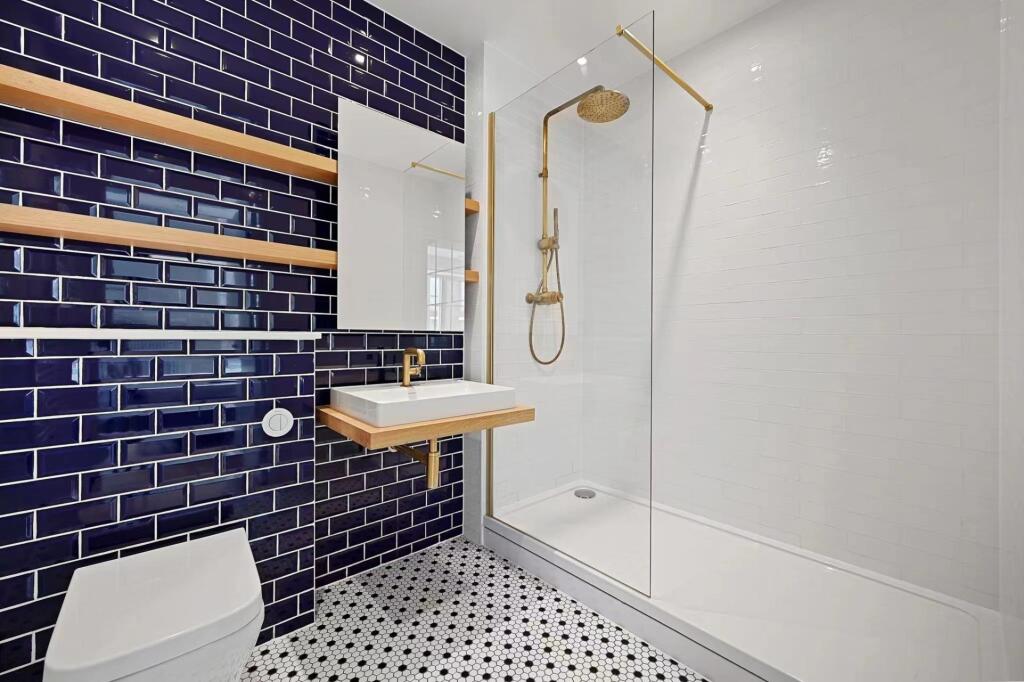 Apartment in London, Goodluck Hope, Blackwall - More