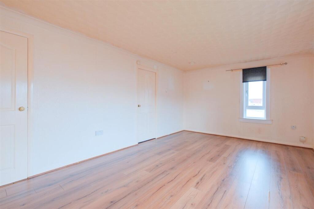 Apartment in Blantyre, Wheatlands, High Blantyre - View 5