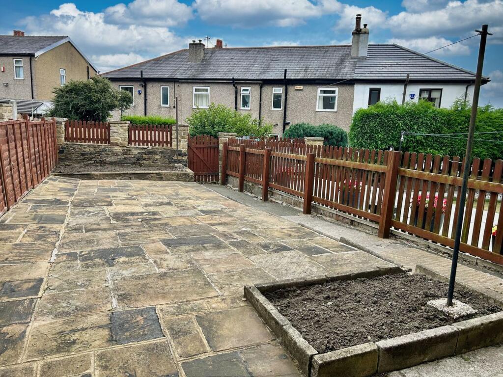 West Lane, Keighley, BD21 photo 2