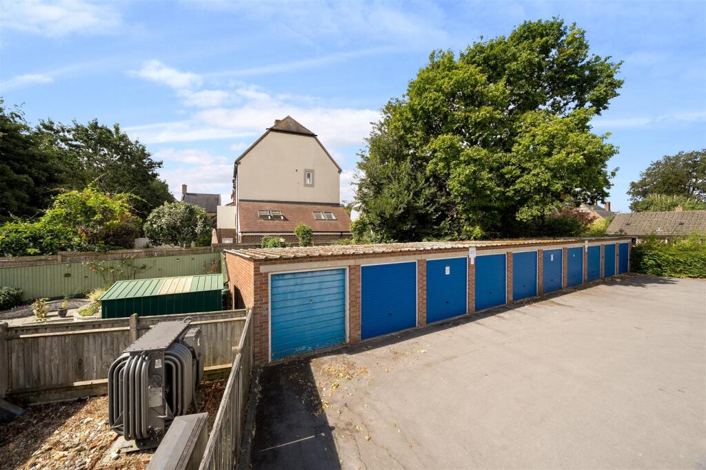 Bryanston Court, Blandford Forum - View 5