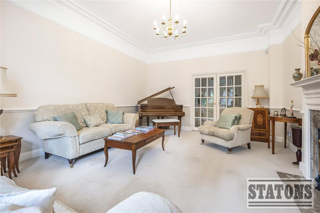 House in Enfield - View 3