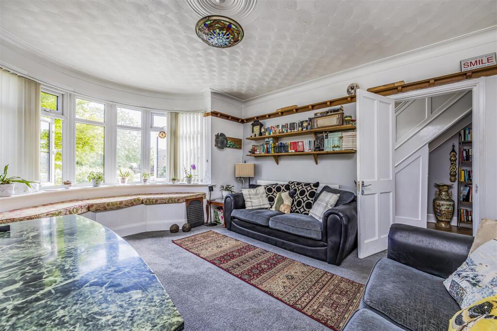 House in Havant, Waterlooville - View 3