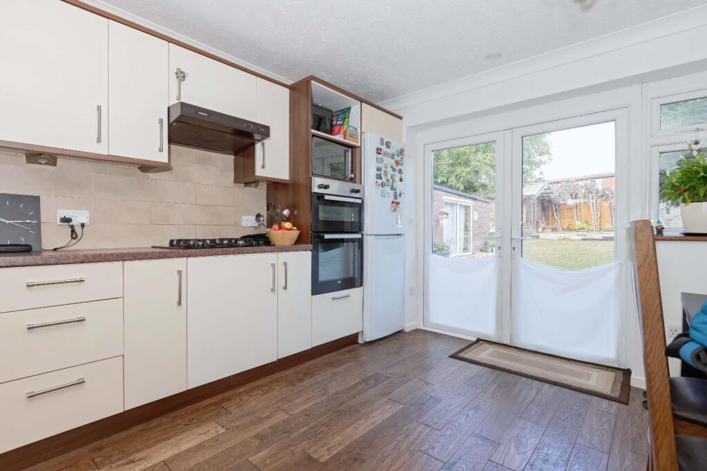 House in Adur, Sompting - View 4