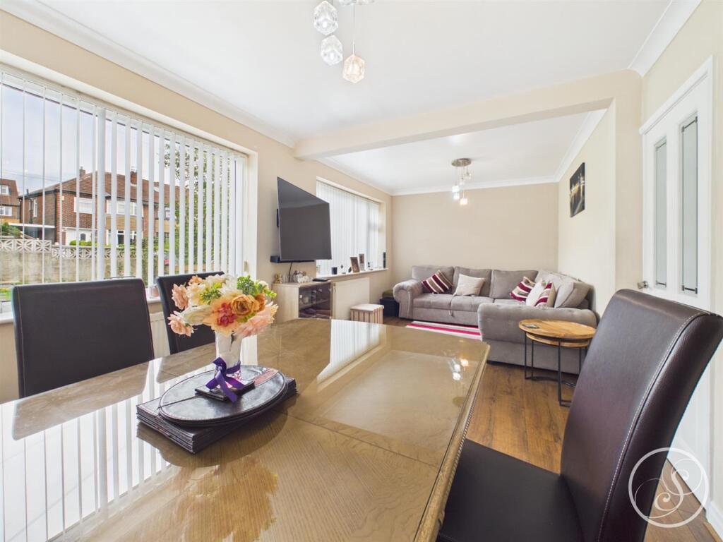 House in Leeds - View 5