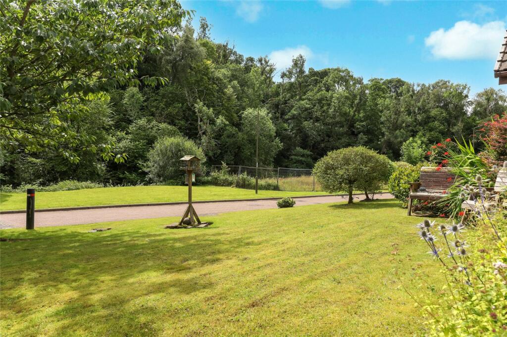 Apartment in Glasgow, Stirling - View 4