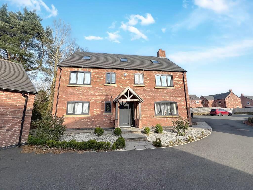 5-bed detached on Elms View, Hulland Ward, Ashbourne, DE6, £625,000