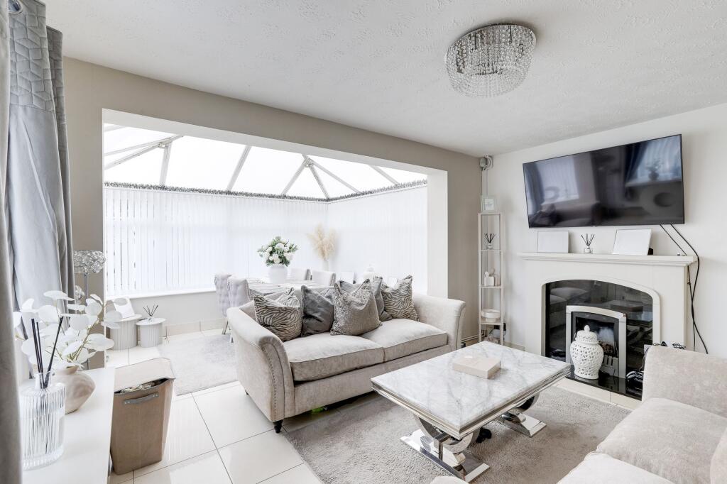 House in Nottingham, Crabtree Farm Estate, Hempshill Vale