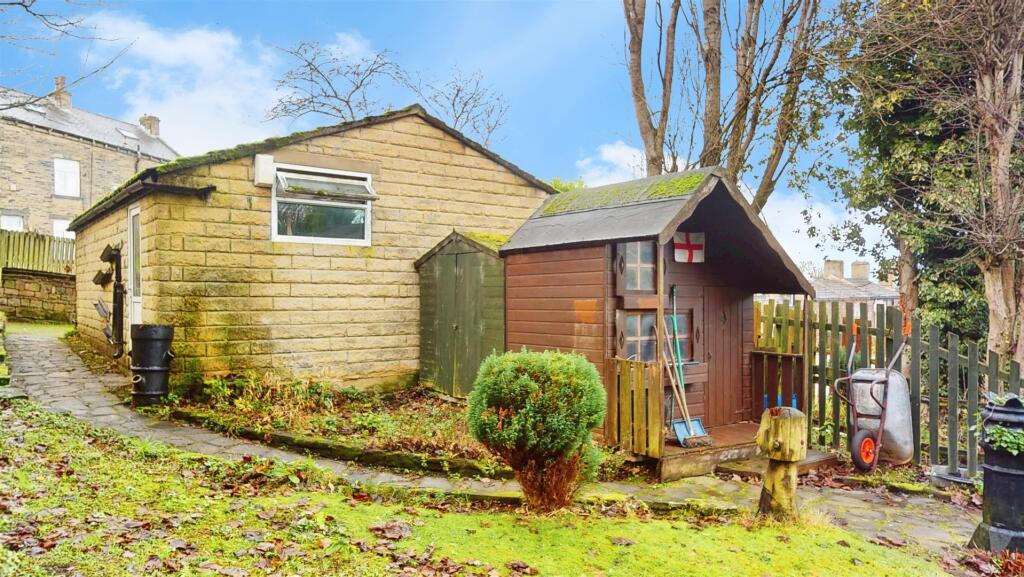 Additional image 22 of Ashtree Grove, Bradford