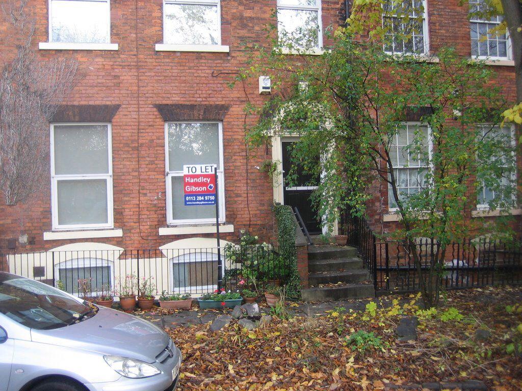 Main image of property: FLAT 1, 4 BLENHEIM SQUARE, LEEDS, LS2 9AR.