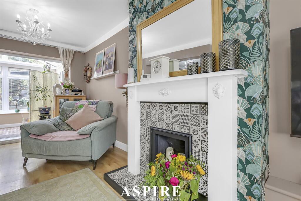 House in Southend-on-Sea - View 4