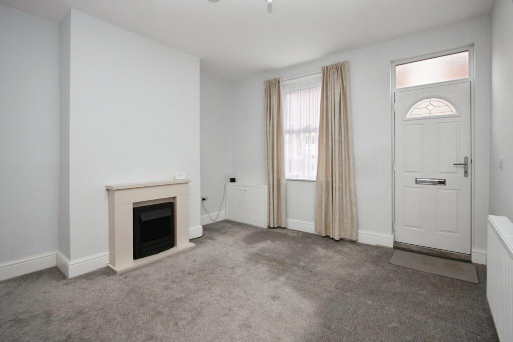 Newland Street, WAKEFIELD, West Yorkshire, WF1 photo 2