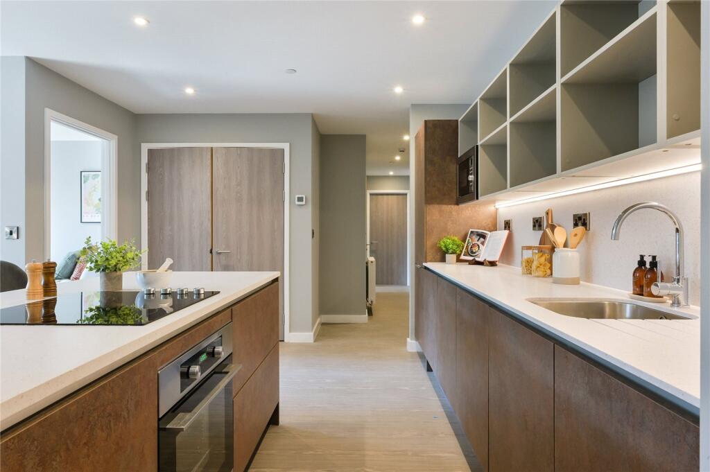 Apartment in Leeds - View 3