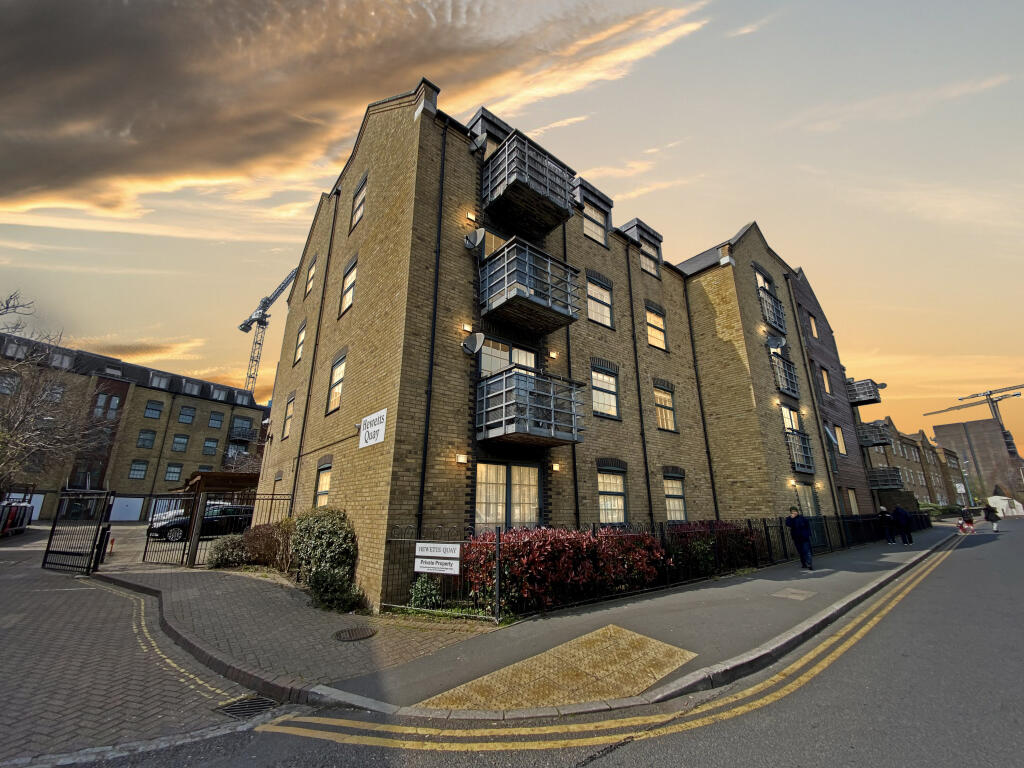 Main image of property: Abbey Road, Barking, IG11
