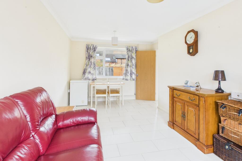 Chestnut Close, Haslingfield photo 4