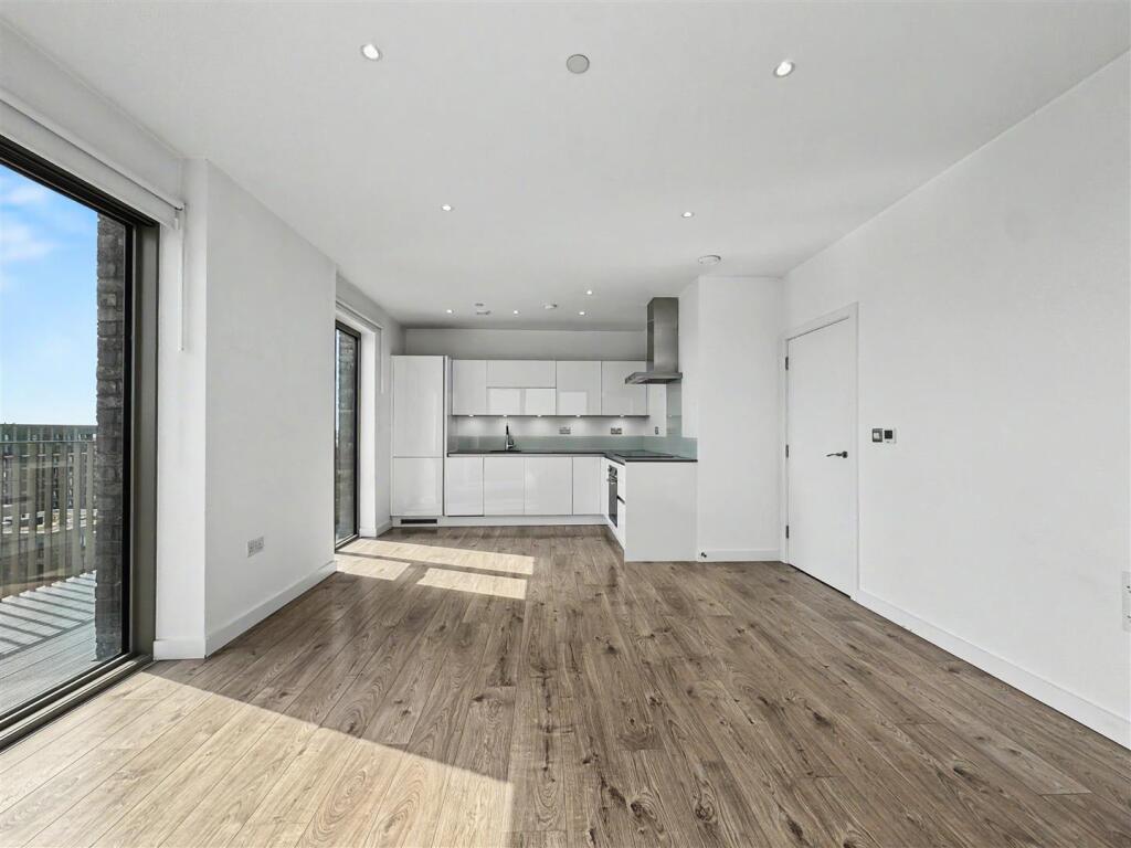 Apartment in London, Gallions Reach - View 5