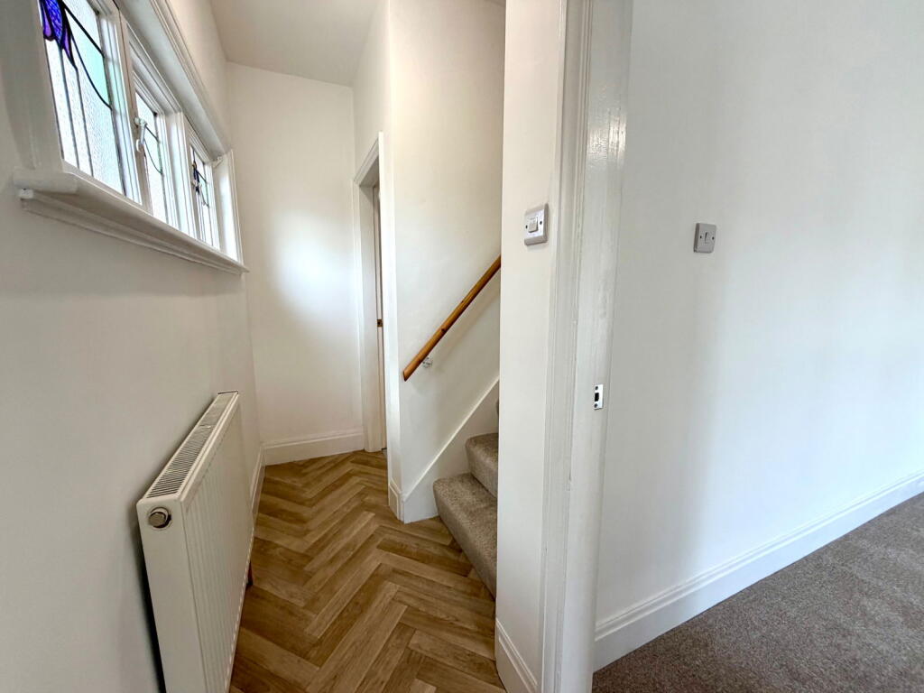 Gawber Road, Barnsley, S75 2AP photo 5