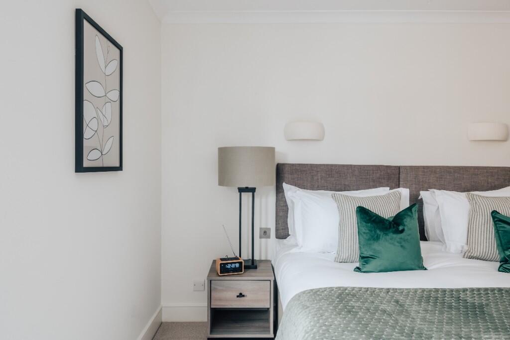 2 bedroom serviced apartment for rent