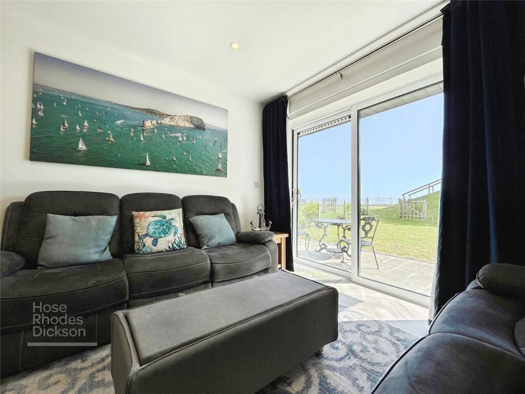 Apartment in Sandown, Isle of Wight - More
