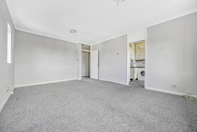 Apartment in London - View 3
