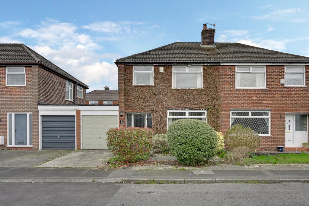 Main image of property: Chetwyn Avenue, Bromley Cross, Bolton, BL7 9