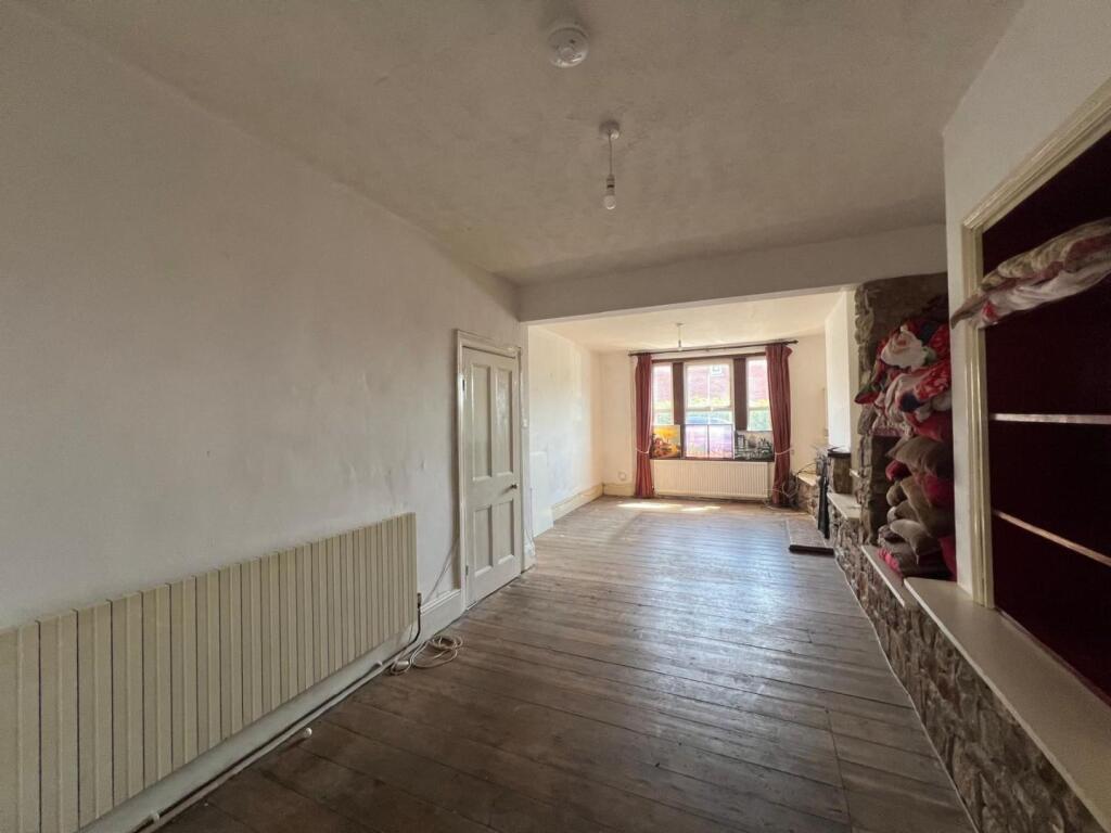House in Stroud, Hinton - View 5