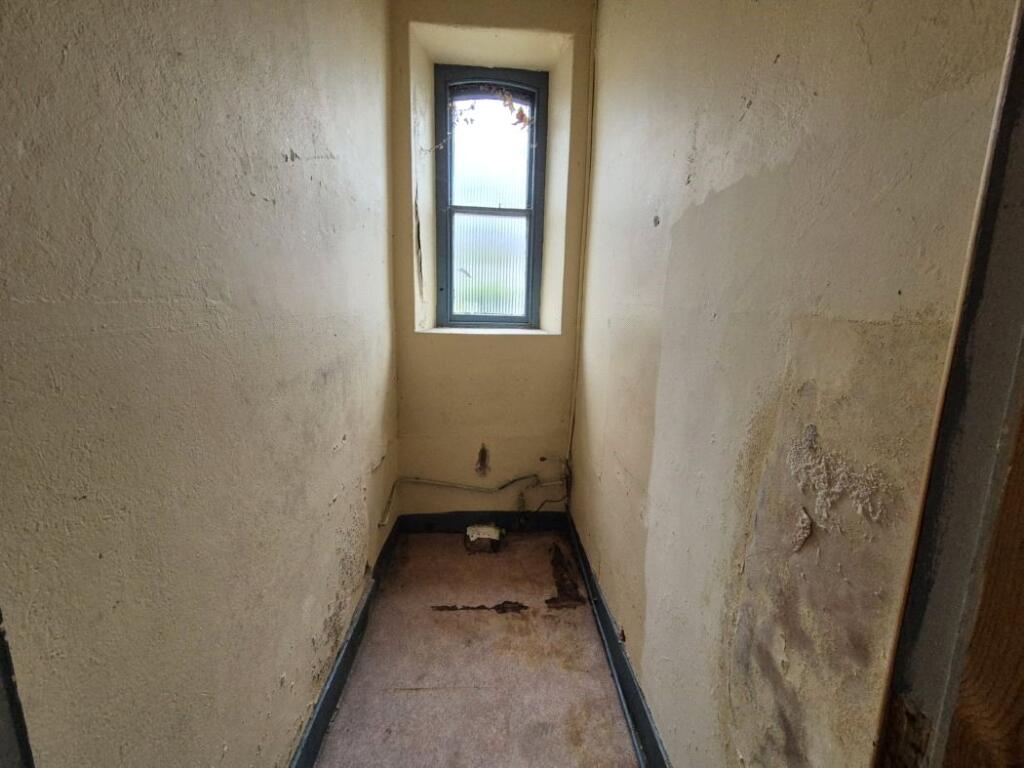 House in Menai Bridge, Ynys Môn / Isle of Anglesey - More