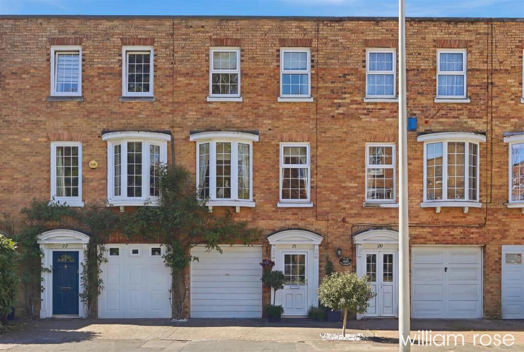 Main image of property: Hawthorns, Woodford Green