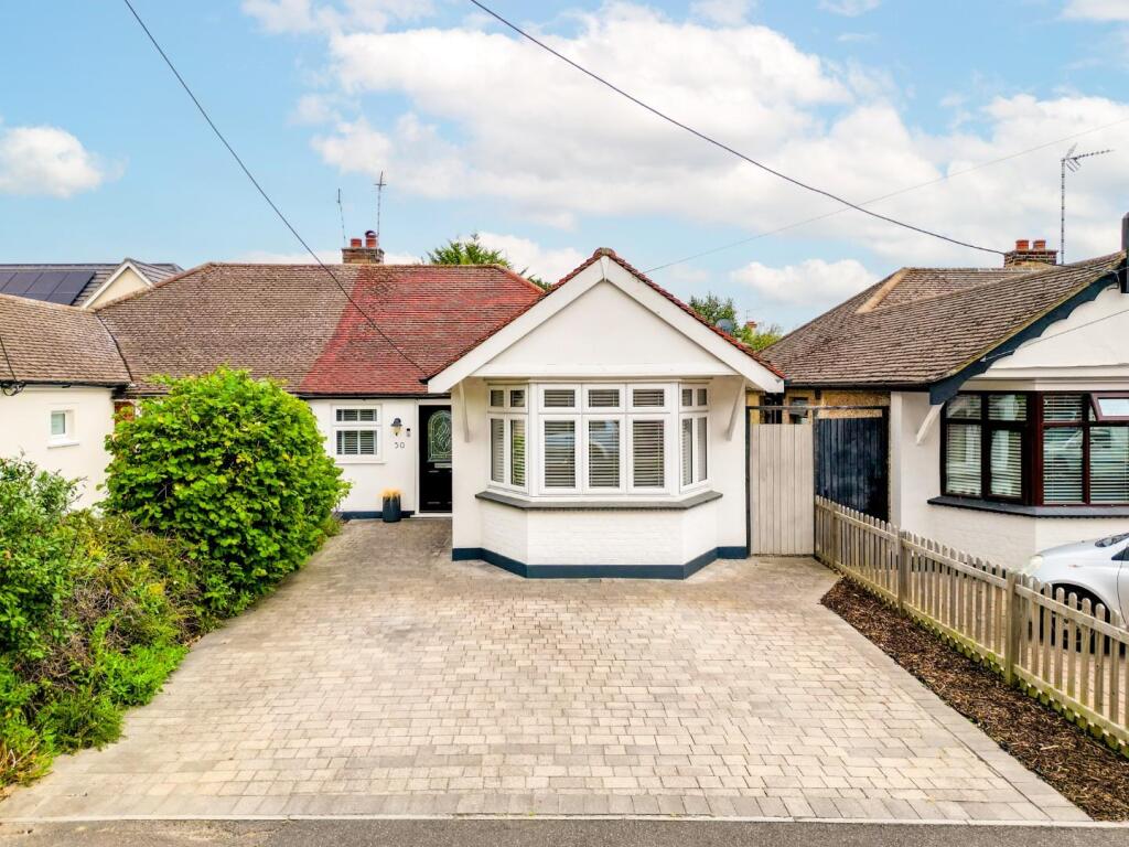 3-bed semi-detached on Bilton Road, Benfleet, £450,000